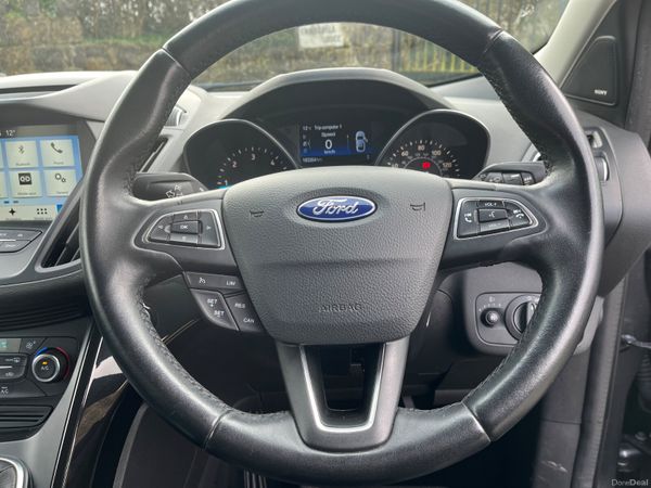 Ford Kuga 2.0TDCi 150PS FWD Titanium 382041883