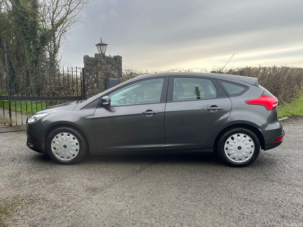 Ford Focus 1.5 TDCi 95PS Style 382042009