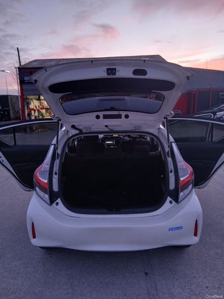 Toyota Aqua 2018 382046049