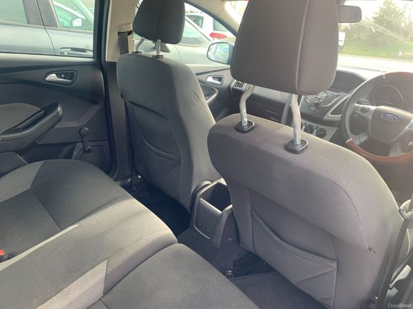 Ford Focus 2013 1.6 Daisel Fresh NCT 382069981