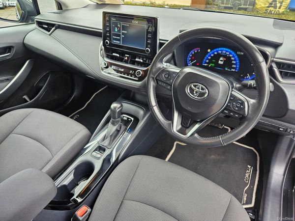 Toyota Corolla 2019 1.8 hybrid only 81klm 382070521