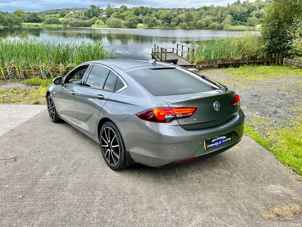 Opel Insignia 2018 382073993