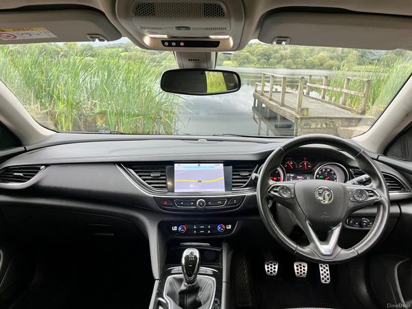 Opel Insignia 2018 382073927