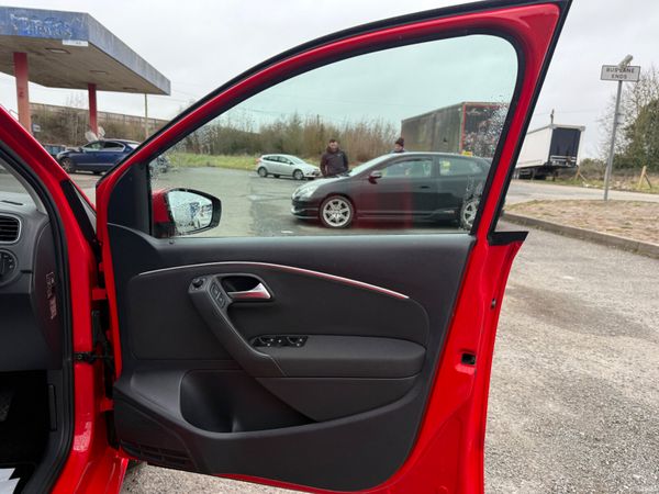 Volkswagen Polo 2015 1.2L TSI 382080001