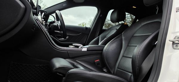 🔥 2018 Mercedes Benz C220d Amg Line High Spec 382015215