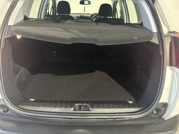 Peugeot 2008 2015 Active 382016401