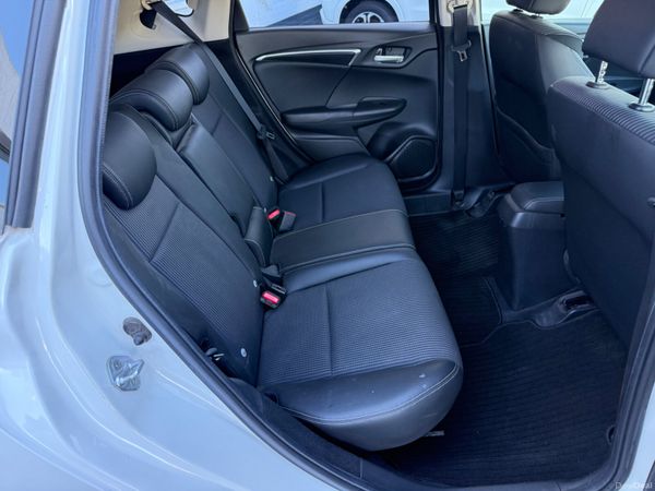 2018 Honda Fit 1.5 Hybrid Automatic,Top Specs 382028131