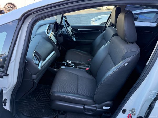 2018 Honda Fit 1.5 Hybrid Automatic,Top Specs 382028133