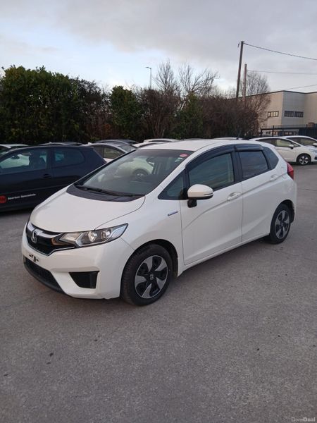 Honda Fit 2018 deposit taken 382039517
