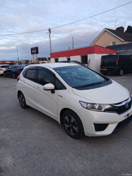 Honda Fit 2018 deposit taken 382039519