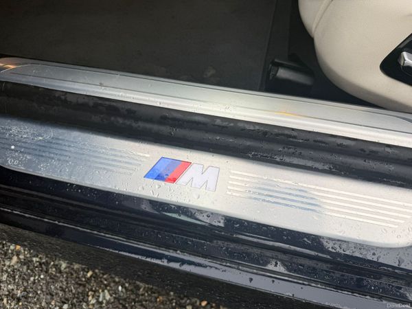 BMW 7-Series 2019 382152305