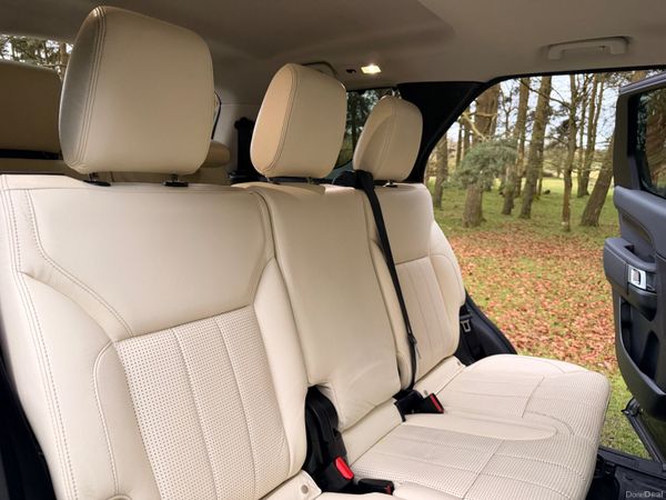 Land Rover Discovery  240 BHP 7 Seat Diesel 382166767