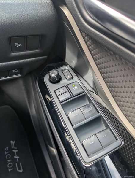 Toyota C-HR 2022 FULL SPEC SOL/ NCT 03/28 382167653