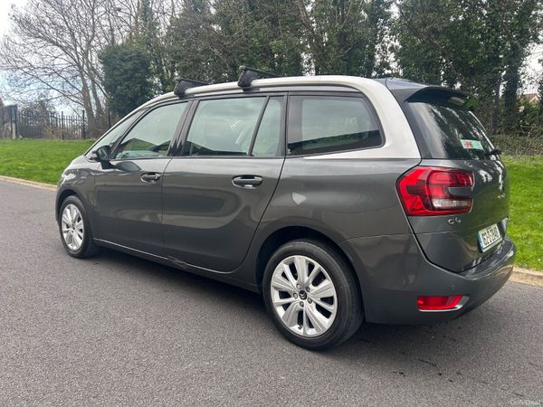 Citroen C4 2016 (7 SEATER) 382194227