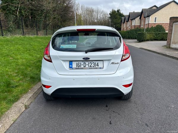 Ford Fiesta 2016 (NCT 03/27) 382195421