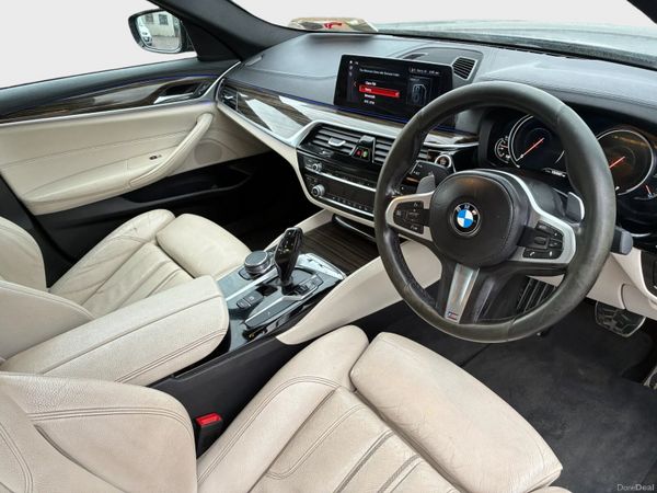 BMW 5-Series M-Sport Automatic 382197339