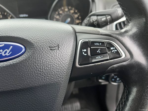 Ford Focus 1.5 TDCi 120PS Titanium 382104645