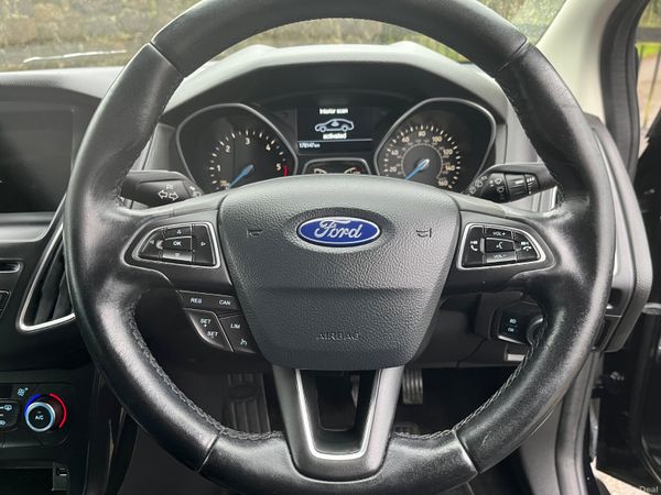 Ford Focus 1.5 TDCi 120PS Titanium 382104649