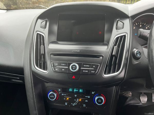 Ford Focus 1.5 TDCi 120PS Titanium 382104653