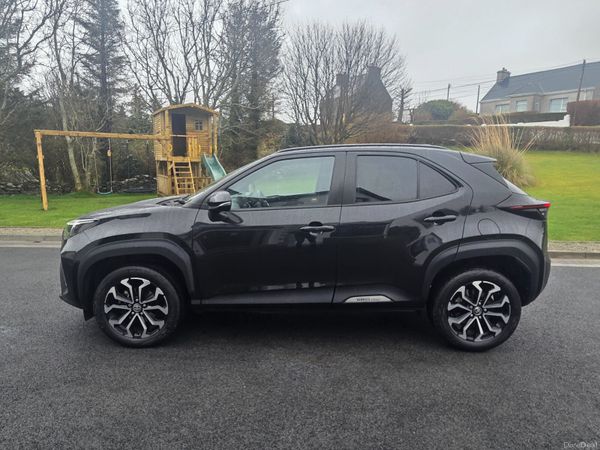 2023 TOYOTA YARIS CROSS 1.5 HYBRID DESIGN 122BHP 382107943