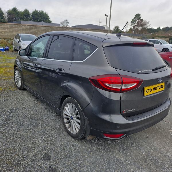 Ford C-Max 2018 382108861
