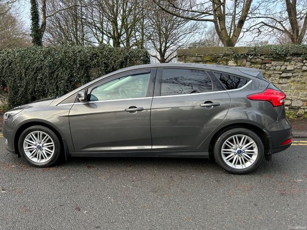 2018 FORD FOCUS ZETEC SERVICE HISTORY 382120421