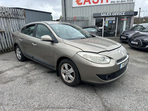 Renault Fluence 1.5 DCI GEARBOX NEEDS ATTENTION 382121697