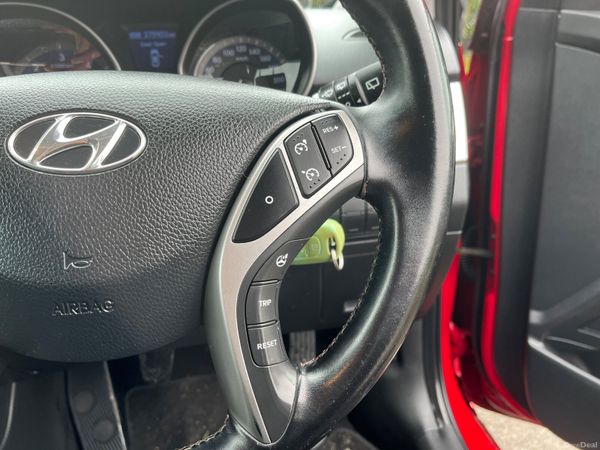 Hyundai i30 1.6 Diesel Deluxe 382249875