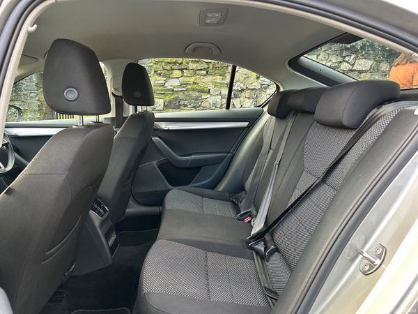 2017 SKODA OCTAIVA AMBITION NCT JANUARY 2027 382251997