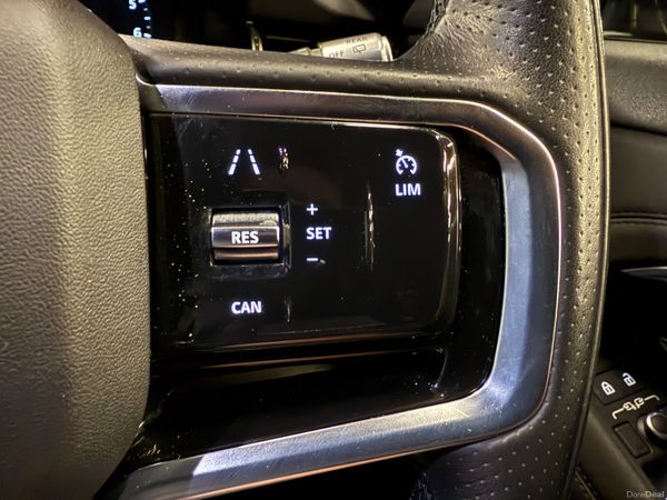 221 Range Rover Evoque 1.5 P300E R-Dynamic SE 382283645