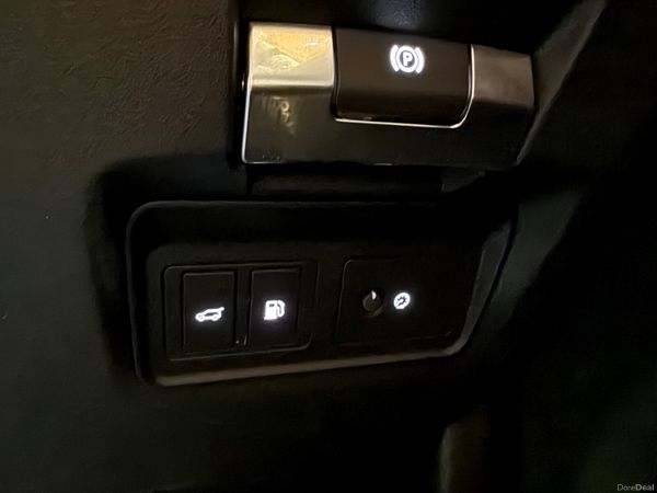 221 Range Rover Evoque 1.5 P300E R-Dynamic SE 382283661