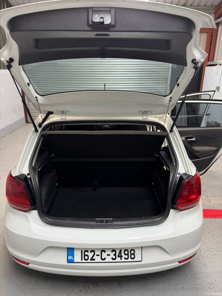 Volkswagen Polo 2016 382297399