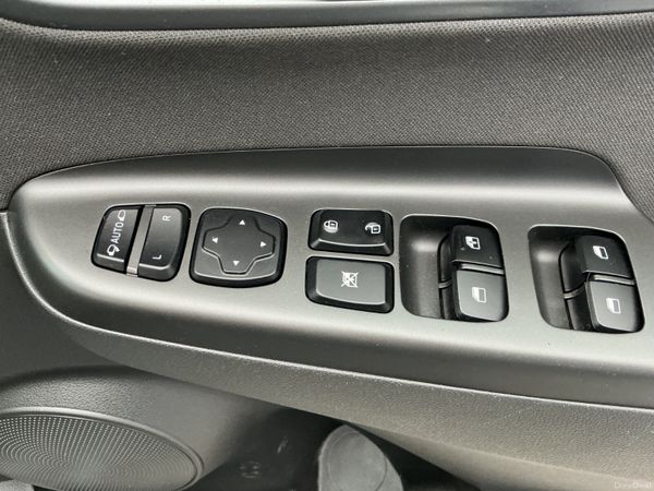 2021 HYUNDAI KONA 1,6 DIESEL EXECUTIVE 1 OWNER 382209799