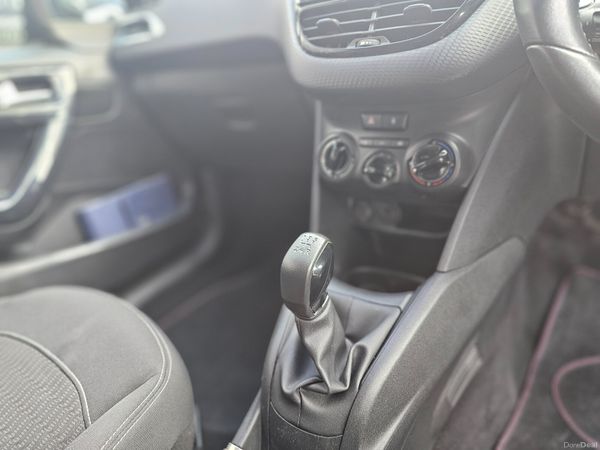 PEUGEOT 208 BLACK EDT // 03/28 NCT 382210069