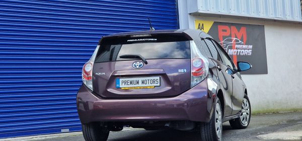 Toyota Aqua Automatic 382210683