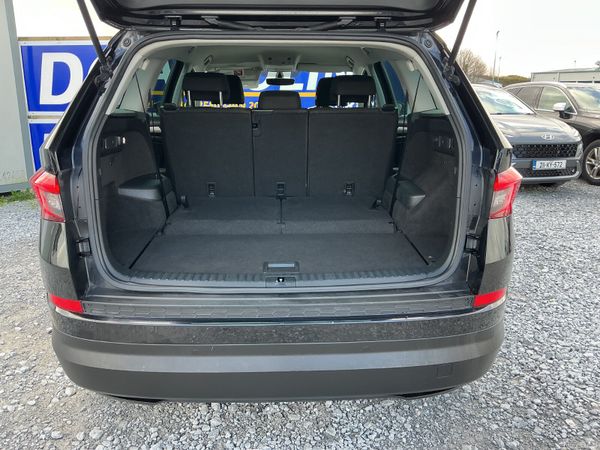 SKODA KODIAQ 2.0 TDI 4X4 MANUAL 7 SEATER SPOTLESS 382211999