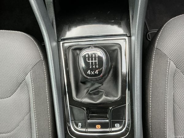 SKODA KODIAQ 2.0 TDI 4X4 MANUAL 7 SEATER SPOTLESS 382212011