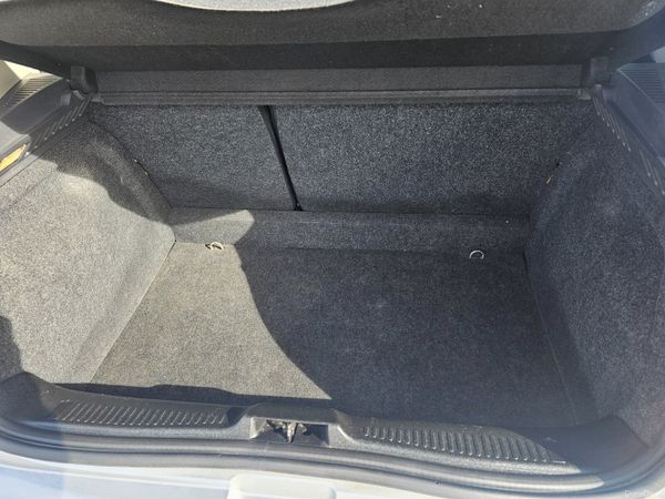 RENAULT CLIO 1.1 // NCT 10/26 // LOW MILEAGE 382212905