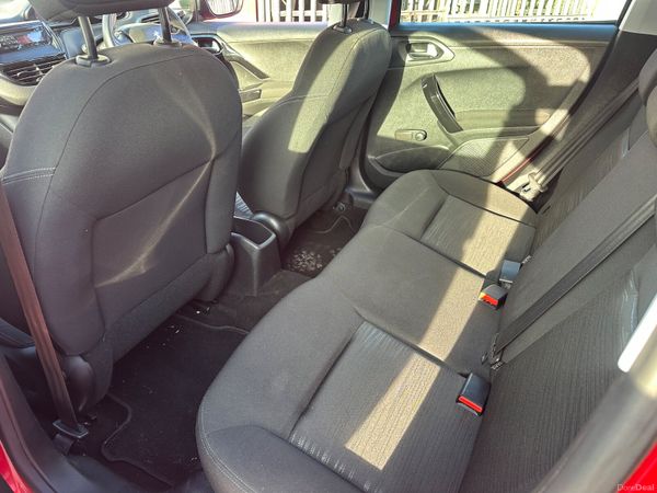 Peugeot 208 1.2 petrol NCT TAX LOW KMS 382213757