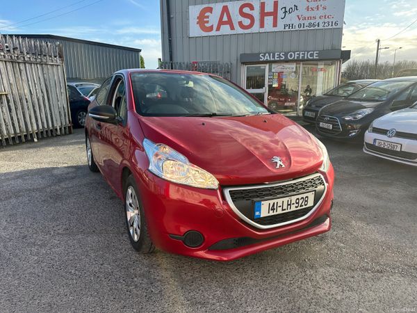 Peugeot 208 1.2 petrol NCT TAX LOW KMS 382213761