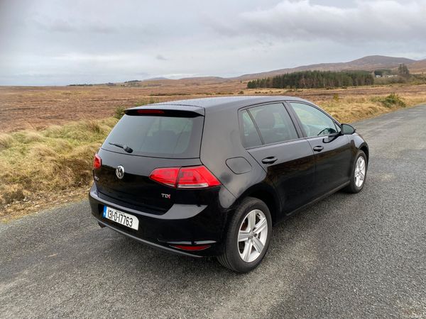 Volkswagen Golf 2013 382214357