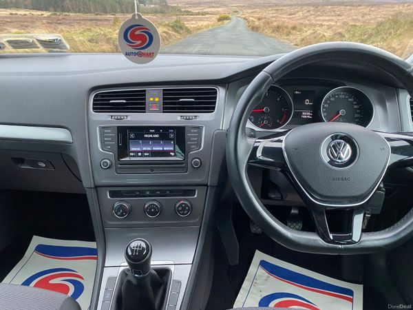 Volkswagen Golf 2013 382214365