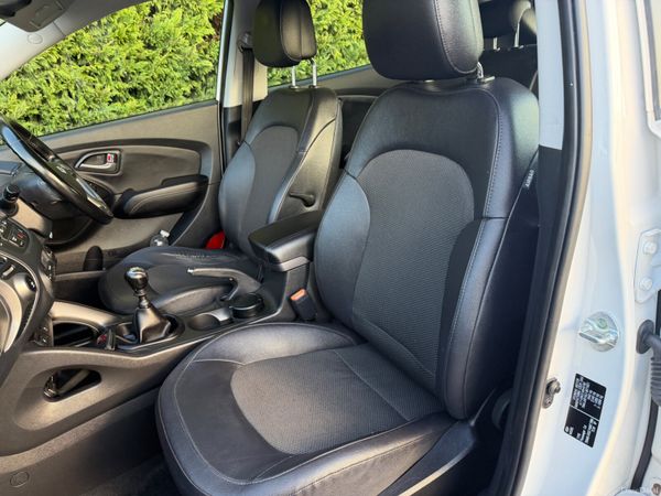 Hyundai ix35 2015 EXEC 1.7Crdi NEW NCT 05-27 382215701