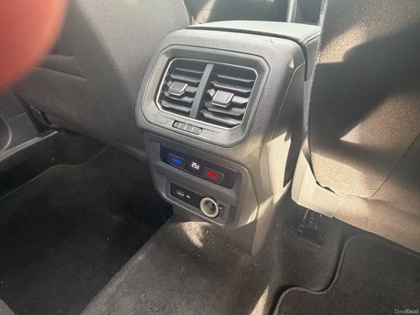 181 VOLKSWAGEN TIGUAN 2.0TDIALLSPACE - - AUTOMATIC 382219633