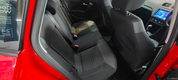 162VW Polo- low milage very Clean car 382227047