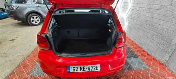 162VW Polo- low milage very Clean car 382227055