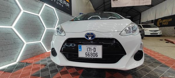 2017 Toyota Aqua 1.5 Petrol Hybrid 382227059