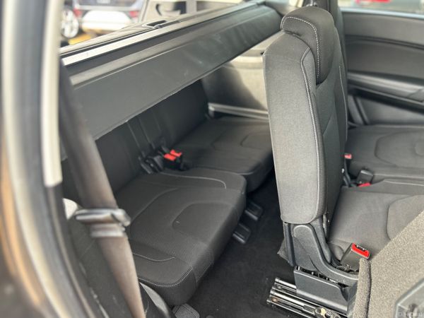 Ford S-Max Titanium 382227981