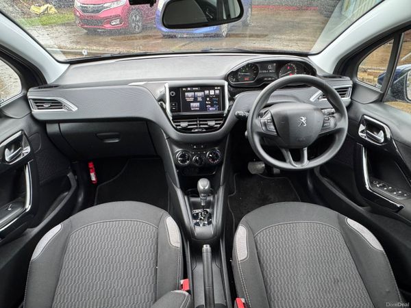 Peugeot 208 1.2 Automatic 32000KM 2016 High Spec 382348891