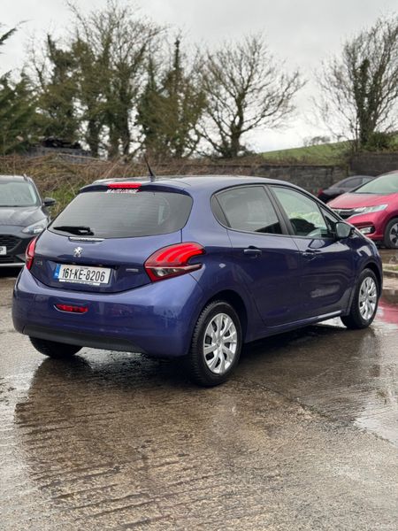 Peugeot 208 1.2 Automatic 32000KM 2016 High Spec 382348897